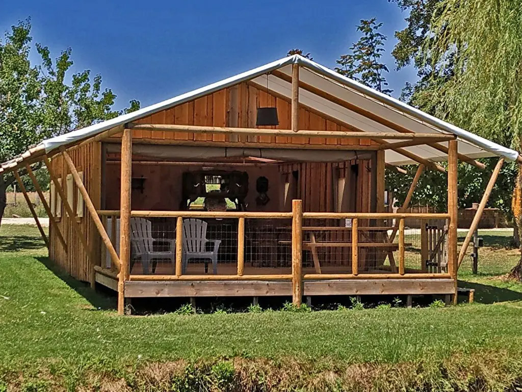 Ultimatives Glamping bei den Niederländern im Lot-Tal