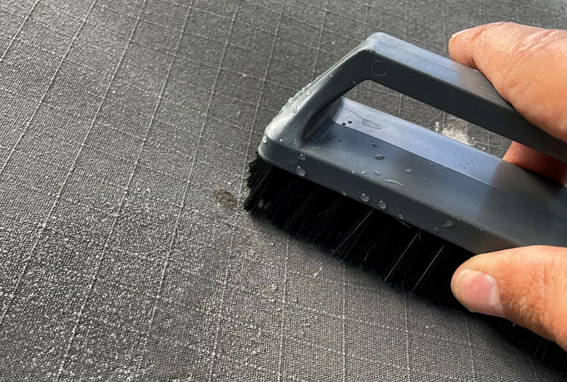 Wie pflegen und imprägnieren Sie Ihre Zeltplane?