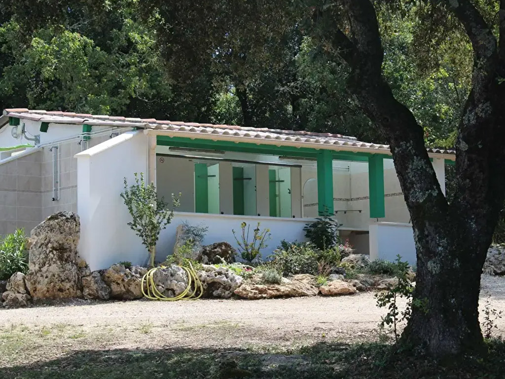 Camping Naturiste Les Manoques 7