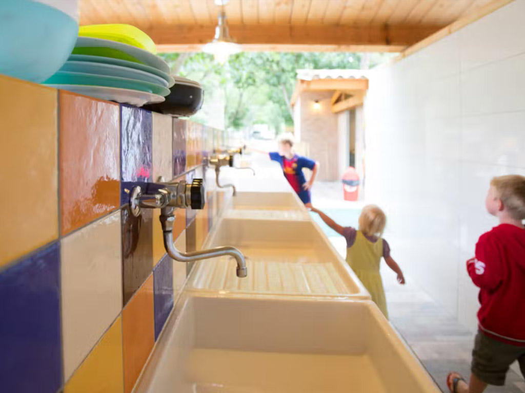 Camping Domaine De L Ecluse 5