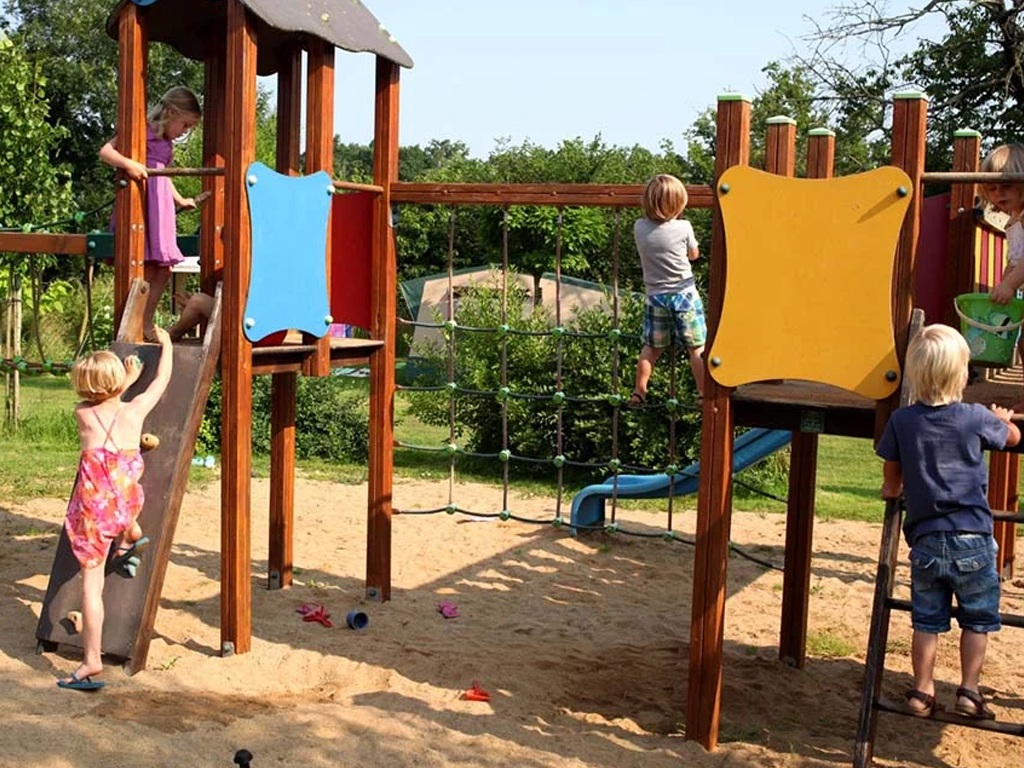 Camping Vallee De Lignac 6