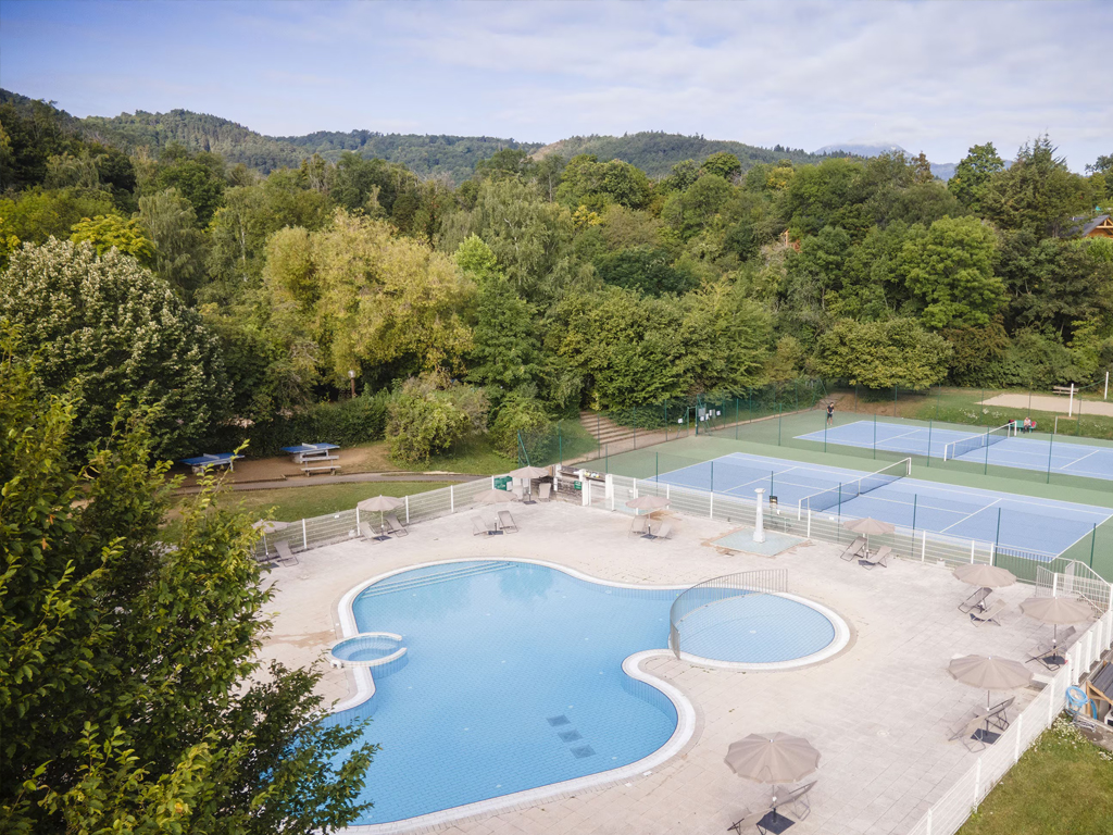 Huttopia Camping Royat 1