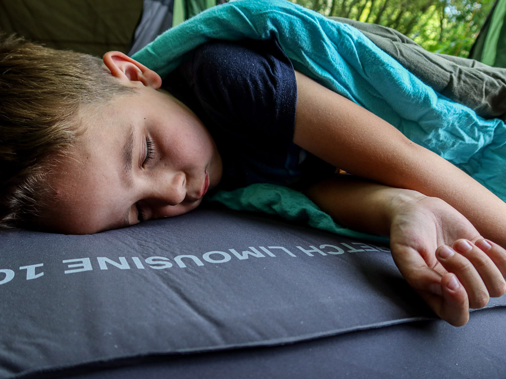 In der Stretch-Limousine 10 von Redwood schlafen Sie fest.