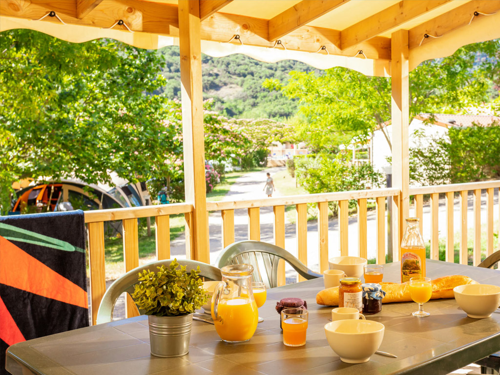 Camping Les Cerisiers Du Jaur 8