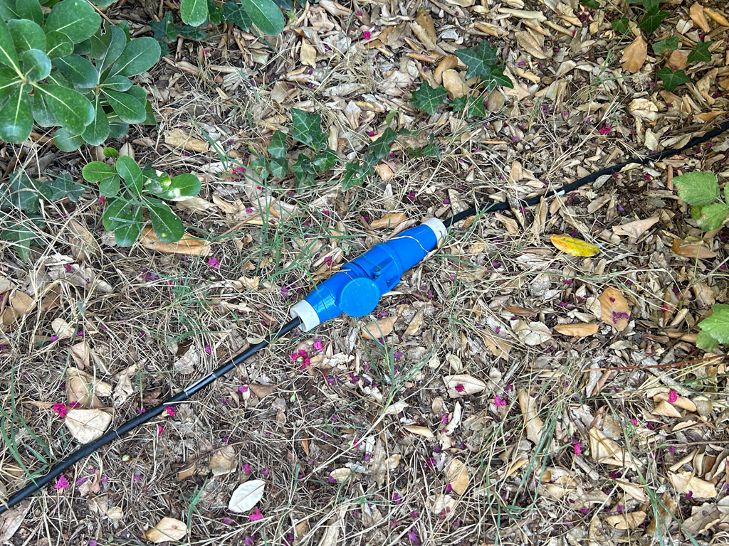 Elektrizitätskabel auf dem Campingplatz