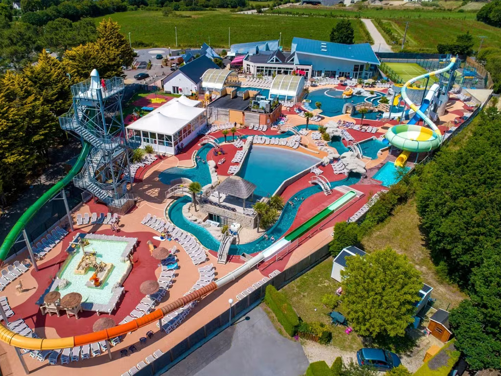 Camping Domaine De Léveno 1