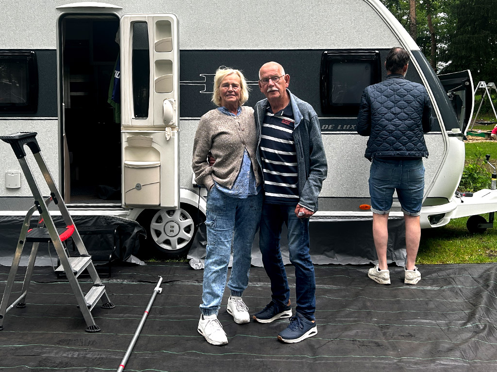 Nach 60 Jahren Camping wird der Wohnwagen auf Marktplaats angeboten