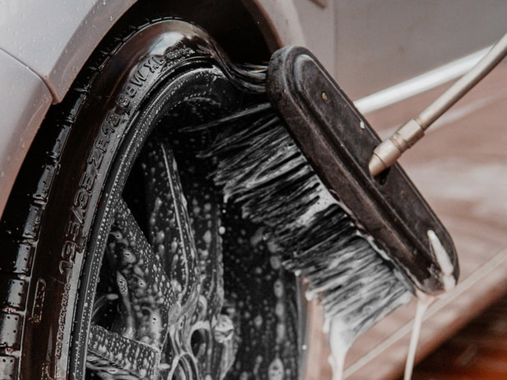 Reinigen Sie Ihren Wohnwagen oder Ihr Wohnmobil gründlich