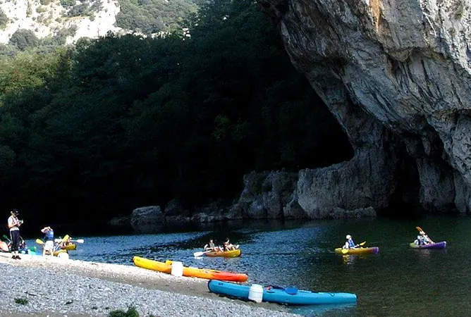  Die 20 schönsten Campingplätze der Ardèche