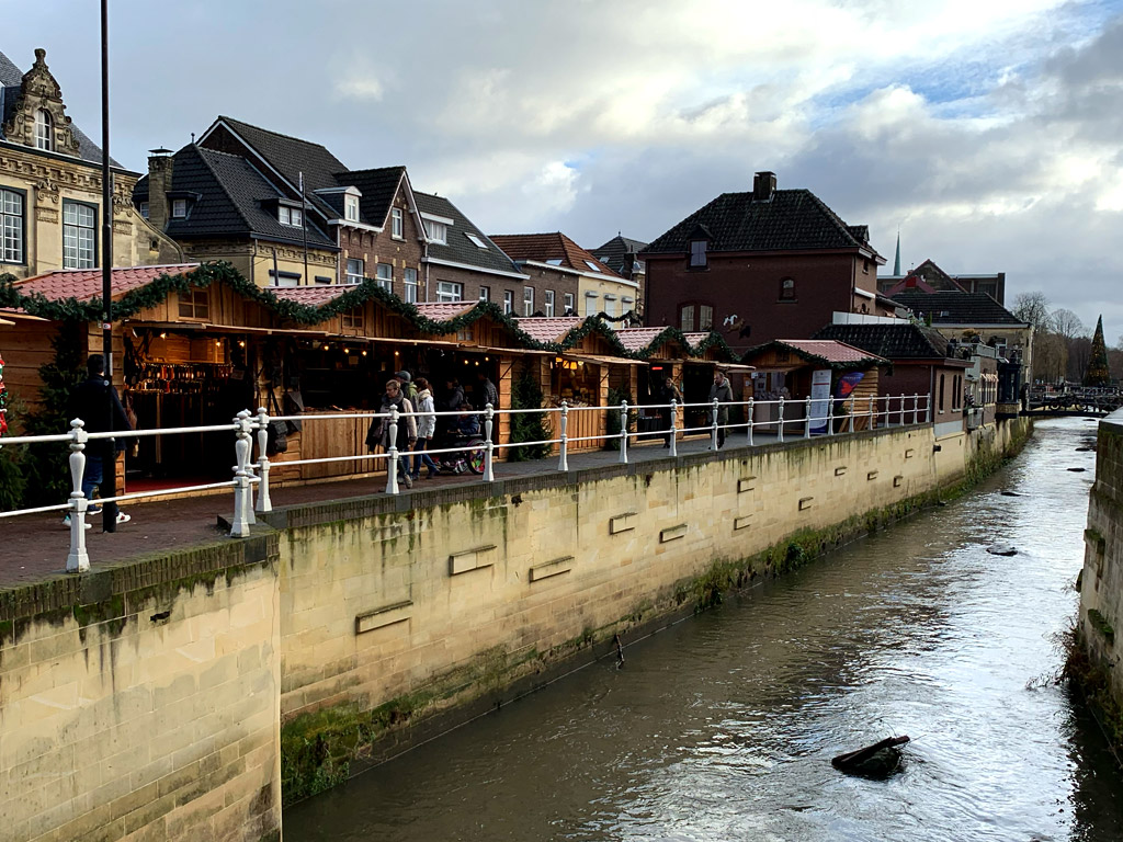 Der Weihnachtsmarkt in Valkenburg.