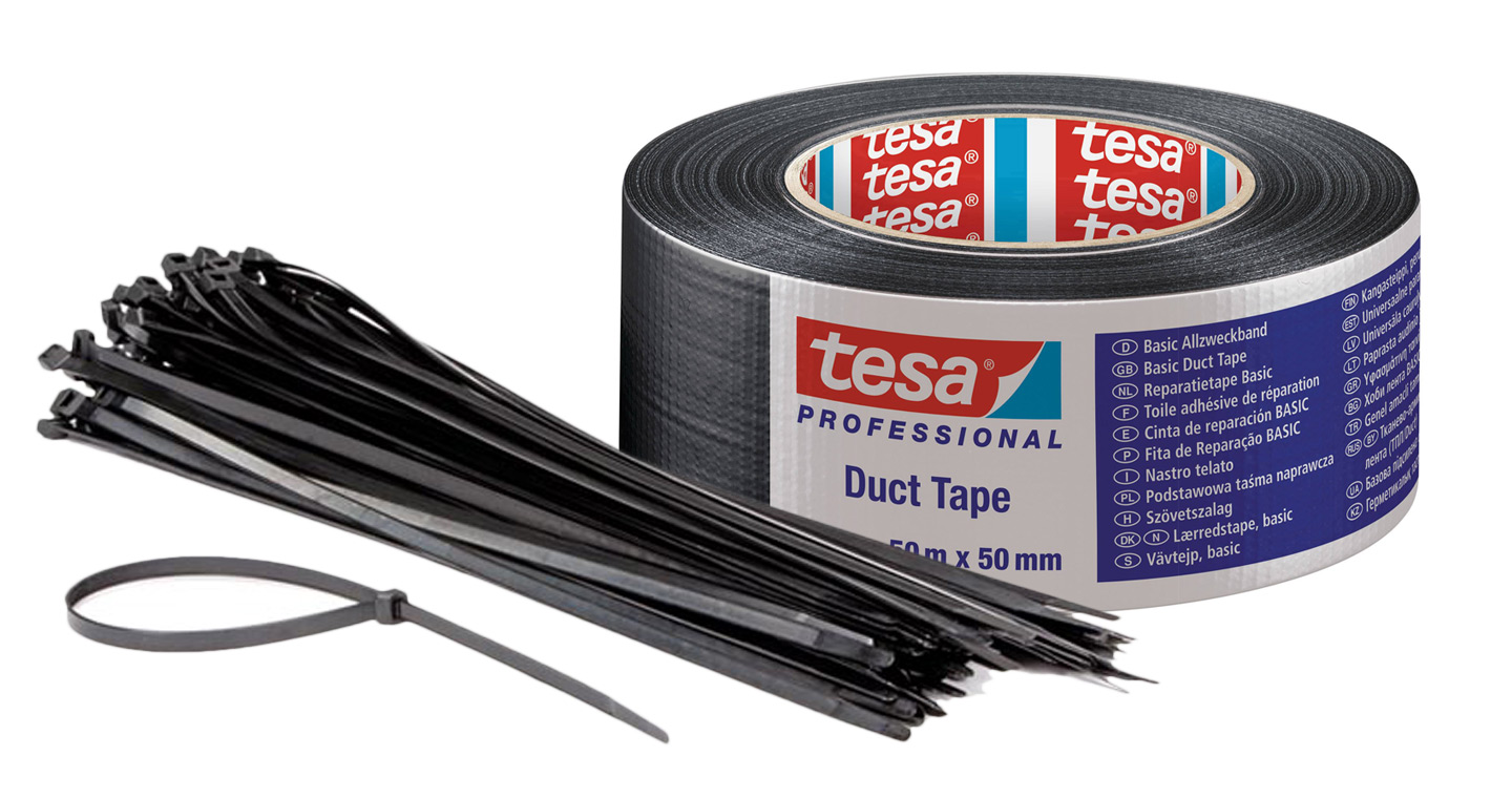 Klebeband und Spanngurte auf dem Zeltplatz