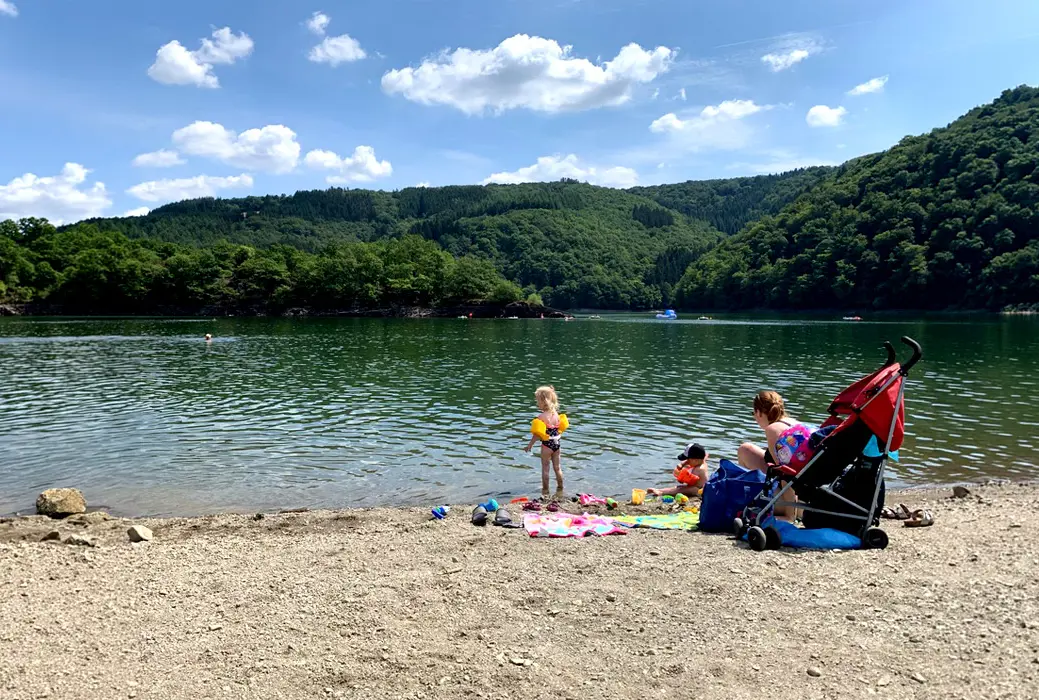 Camping mit Baby in Frankreich: 10 tolle Campingplätze