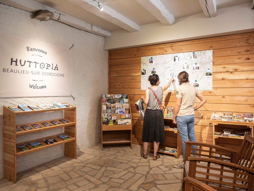 Camping Huttopia Beaulieu Sur Dordogne 9