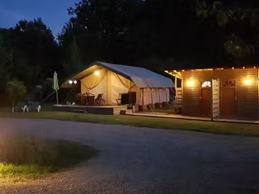 Camping Domaine De Merlanes 8