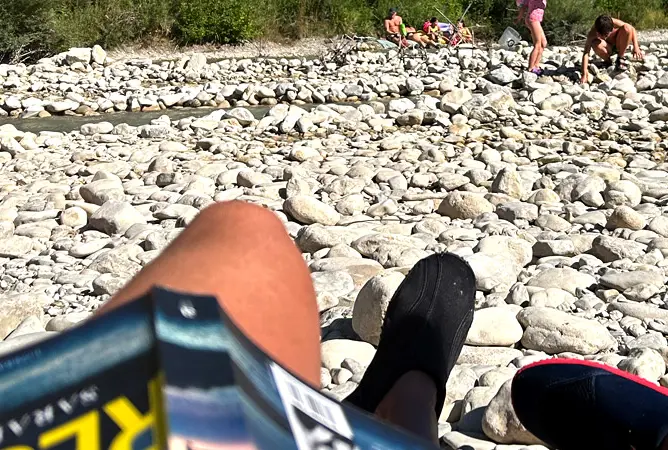 Eines Tages wirst du wieder ein Buch auf dem Campingplatz lesen. Wirklich.