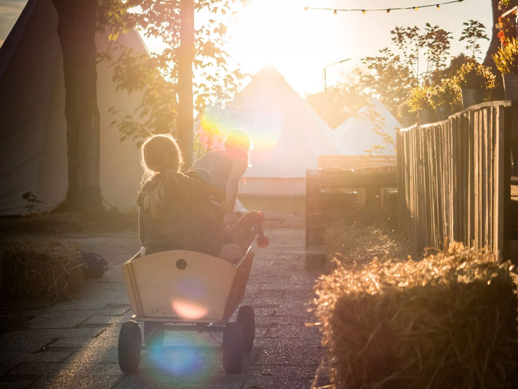 Laguna Beach Familiencamps
