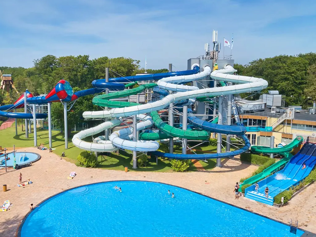 Camping am größten Wasserpark der Benelux-Länder direkt am Meer