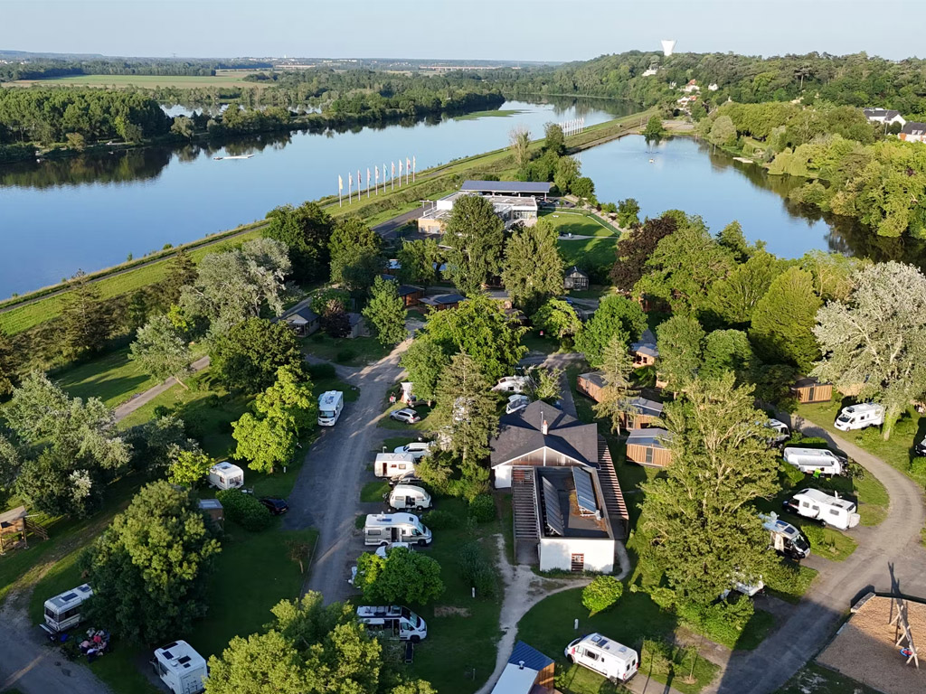Onlycamp Tours Val De Loire 1