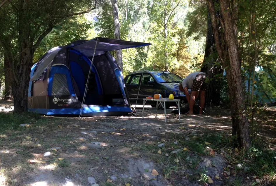 Günstig campen: 10 Dinge, auf die man achten sollte