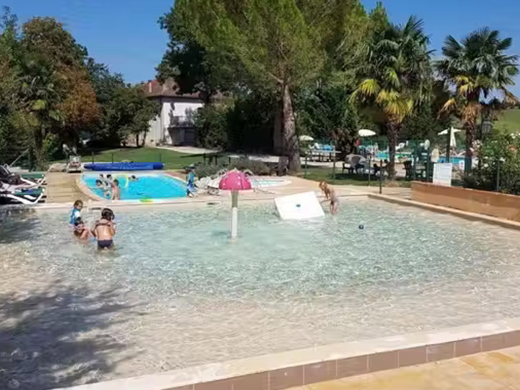 Camping Domaine De Merlanes 5