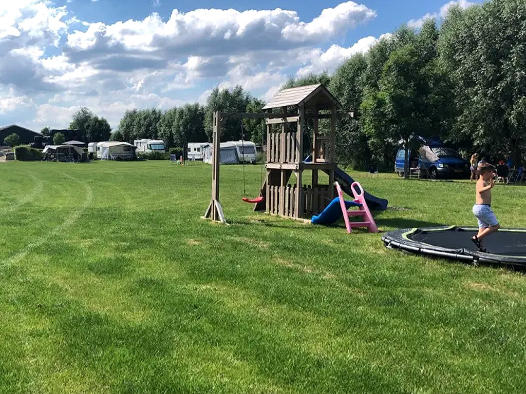 Mini-Campingplatz am Fluss Eem