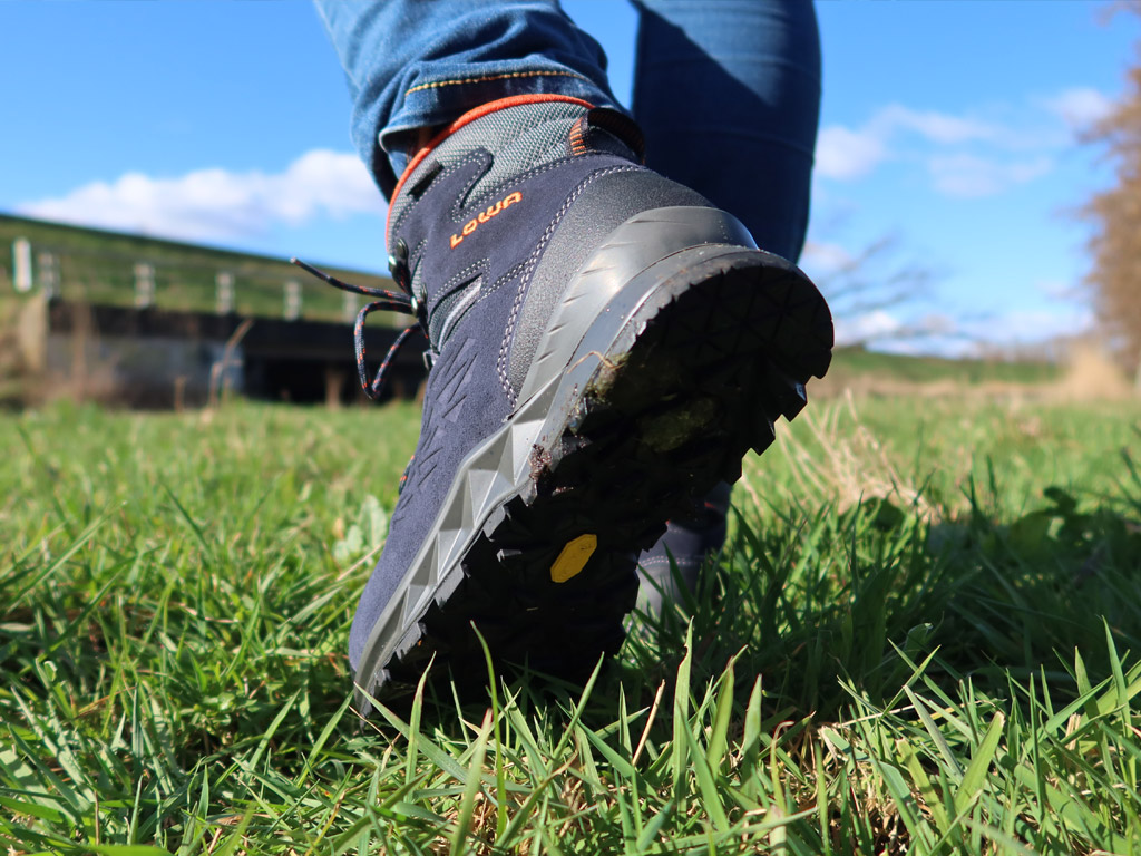 Wählen Sie gute, wasserdichte Schuhe