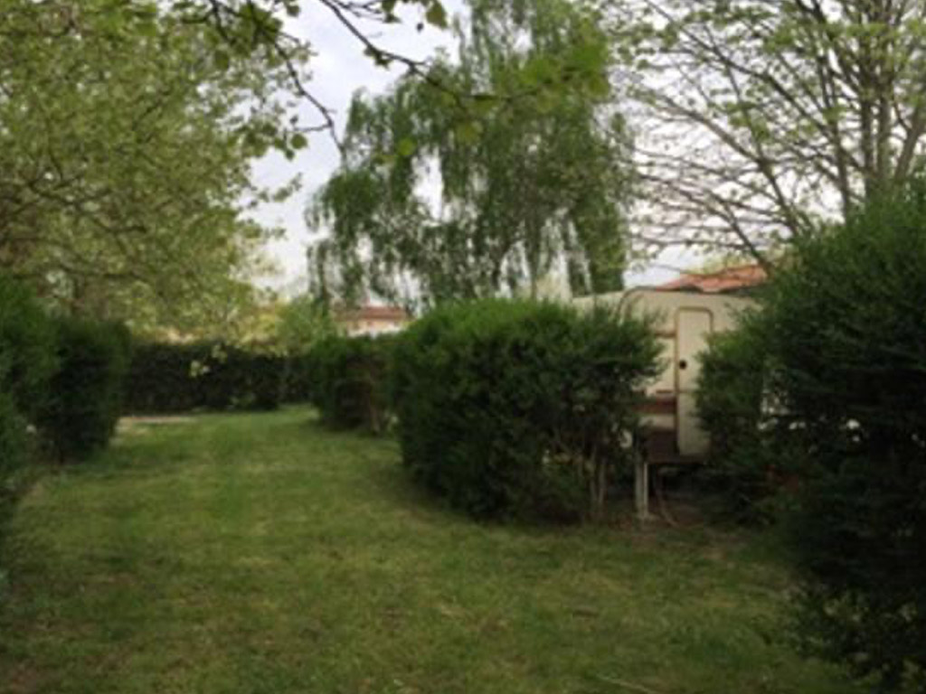 Camping De La Bouriette 8