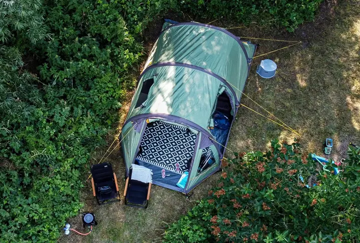 Im Testbericht: Redwood Arco 300 Air Tunnelzelt