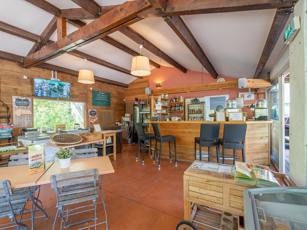 Camping Les Routes De Provence 11