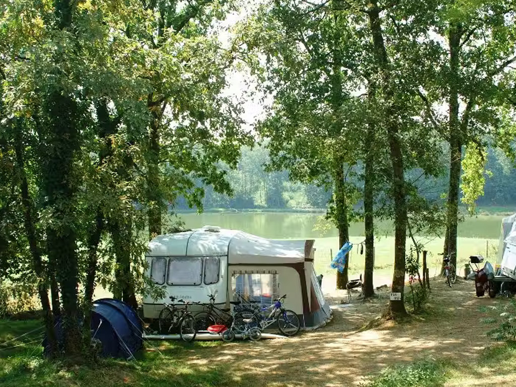 Camping Chateau De Verdoyer 6
