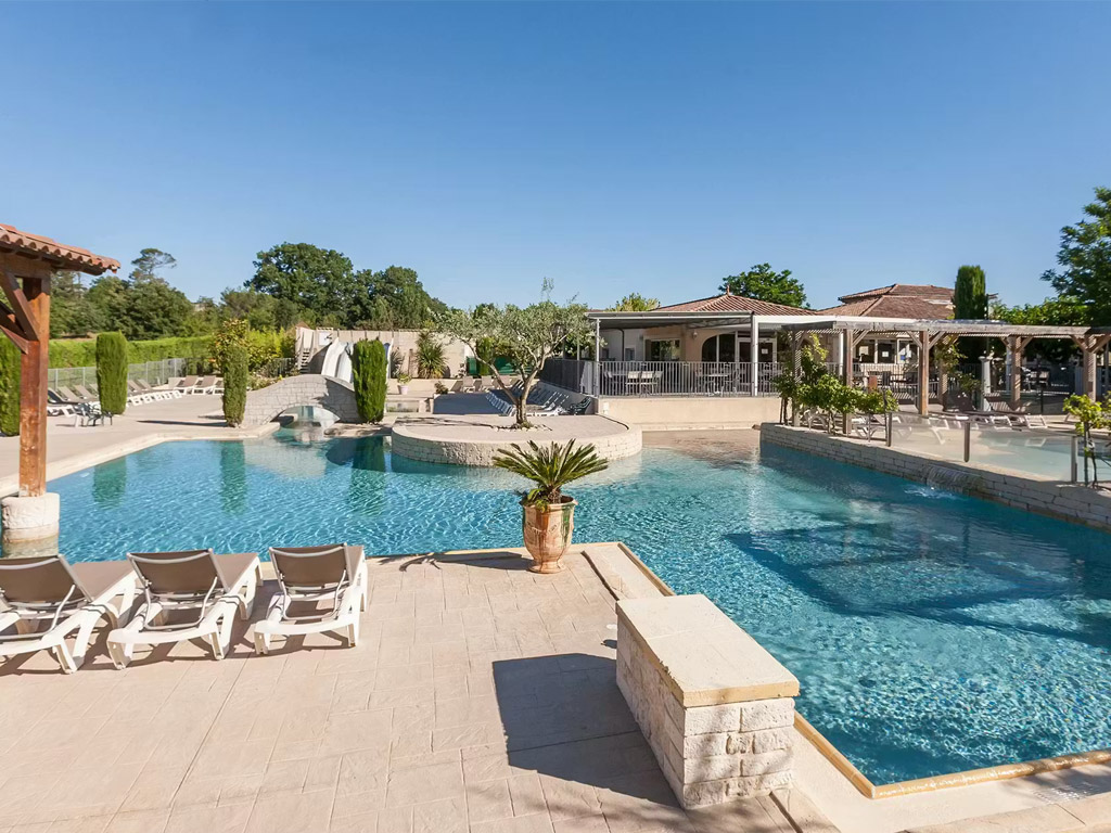 Village La Plaine 11