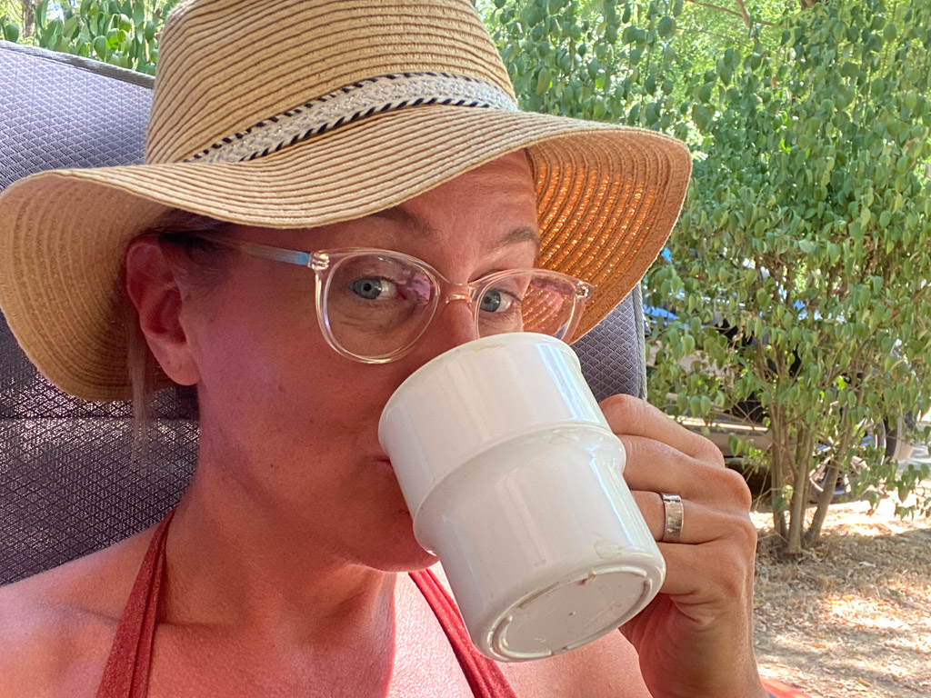 Kaffeetrinken auf dem Campingplatz
