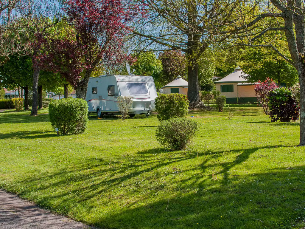 Camping Les Bruyeres 1