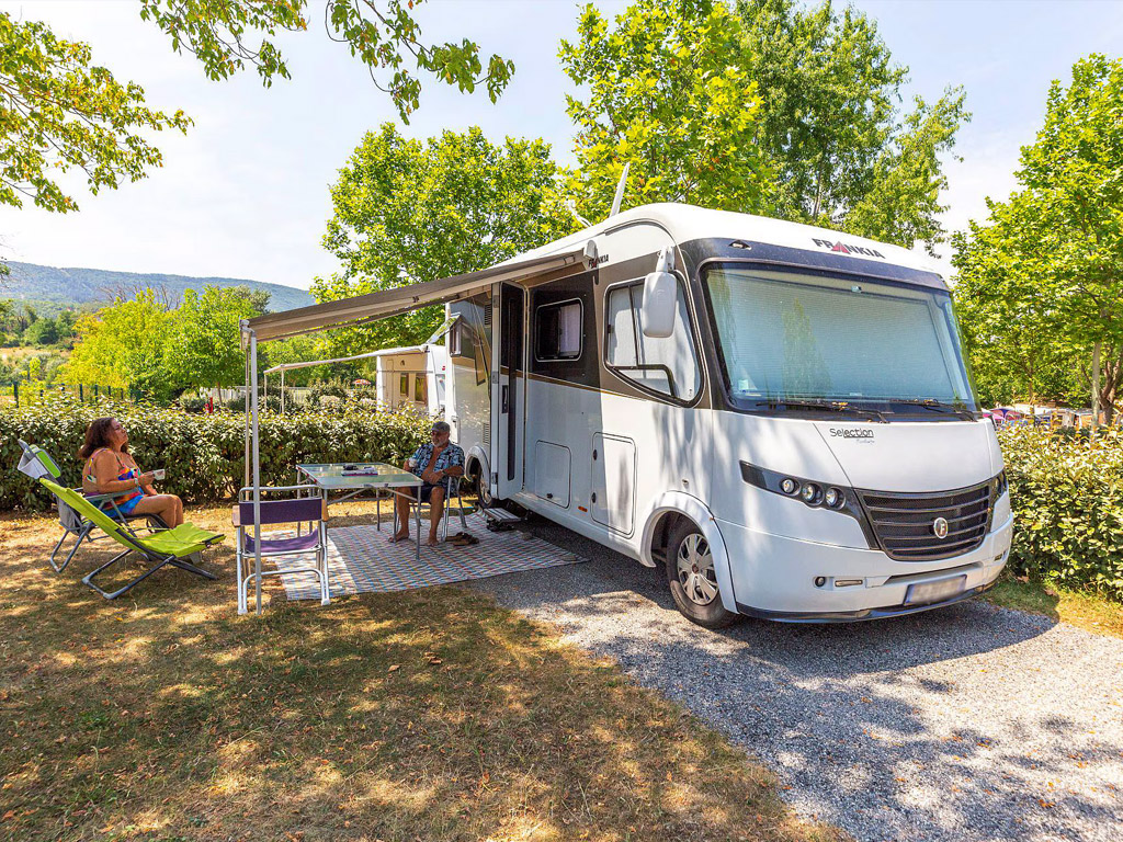 Camping Les Pres Hautes 2