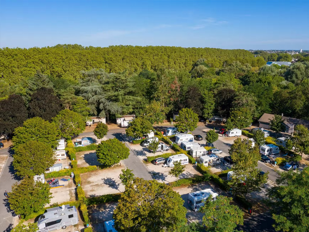 Camping De Bourges 1