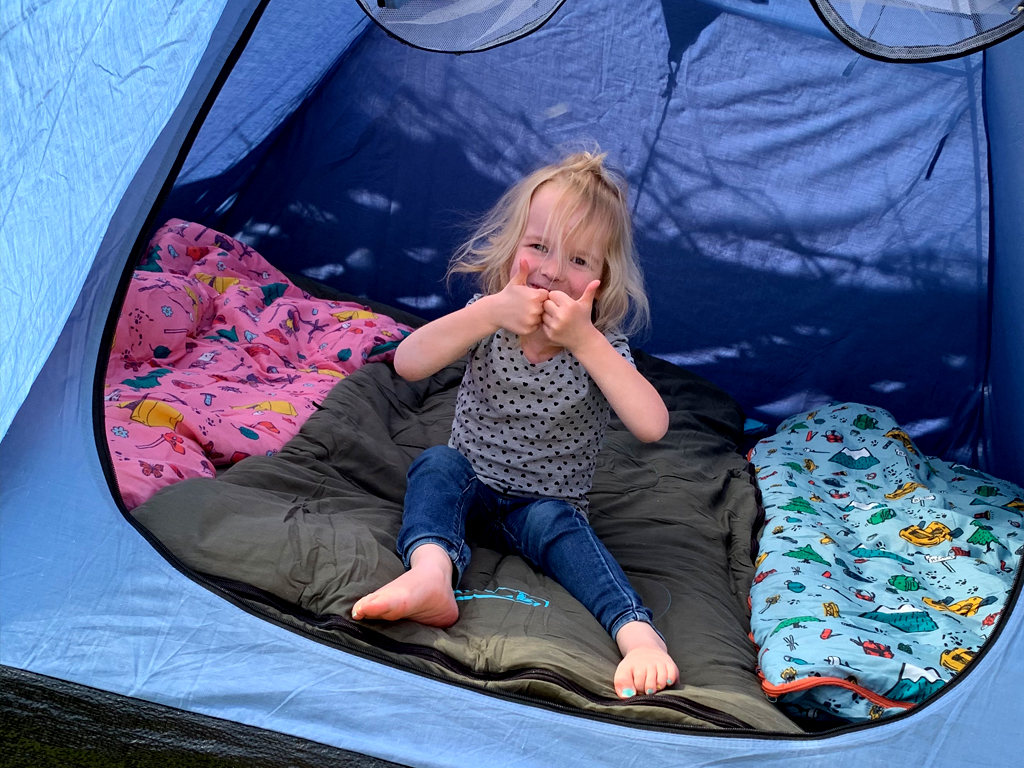 Camping in Ihrem Garten ist ein unvergessliches Abenteuer