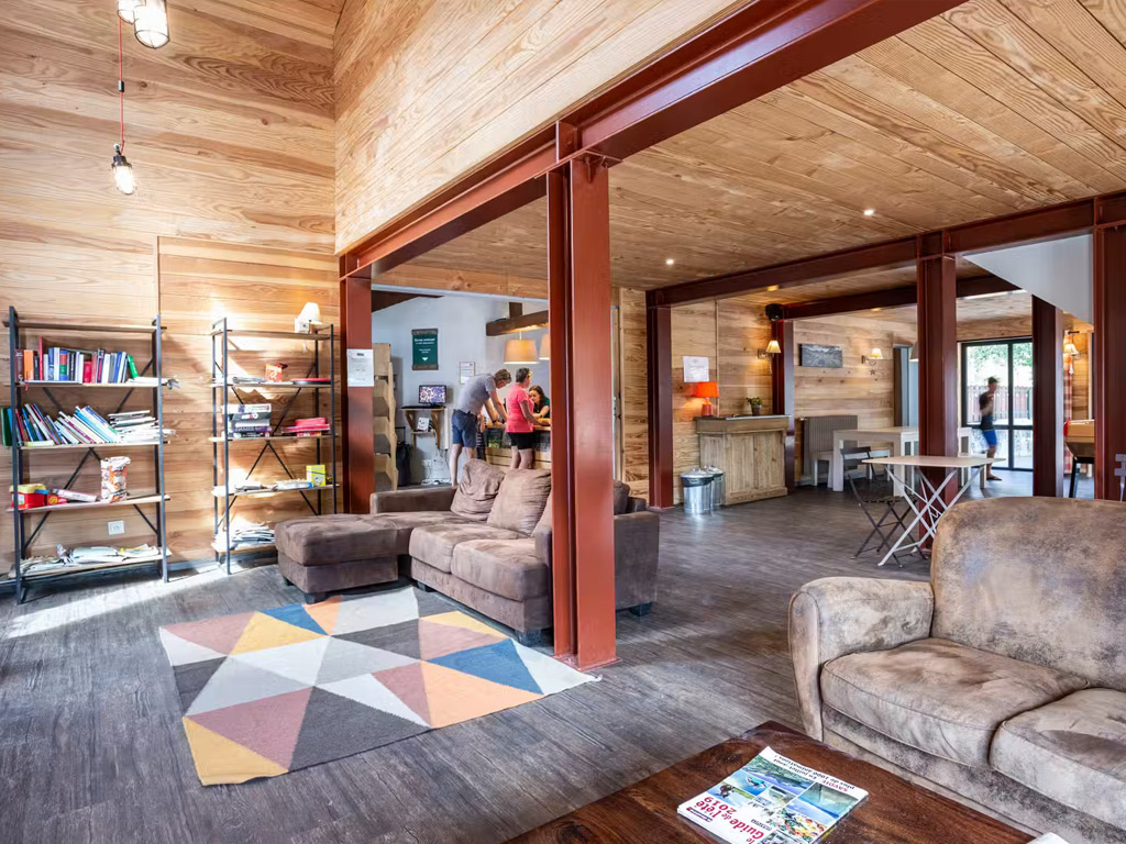 Camping Huttopia Bourg Saint Maurice 4