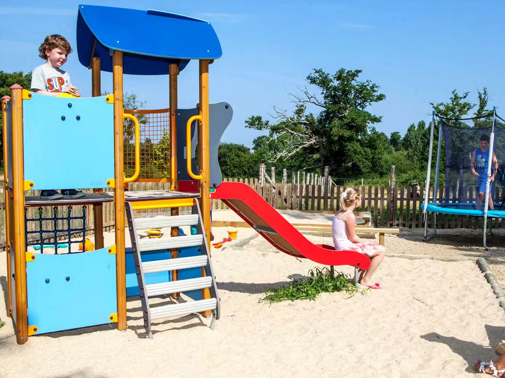 Marvilla Parks Camping Chateau La Foret 3