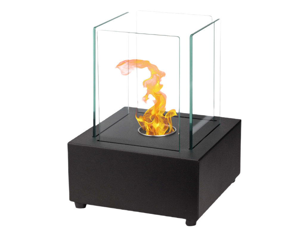 Gemütliches Feuer für Camping