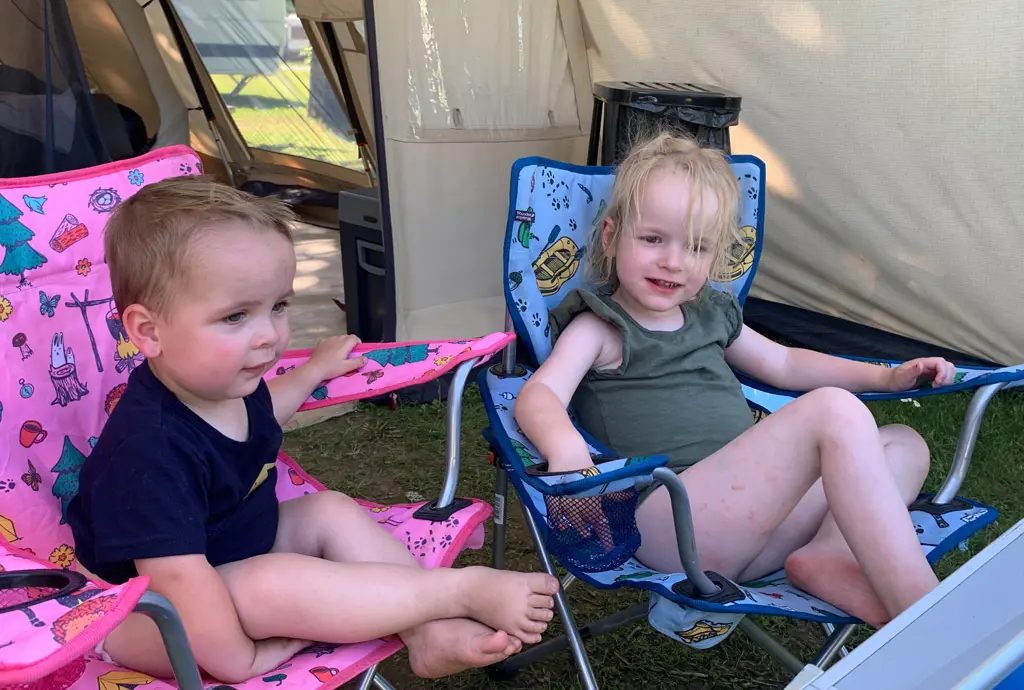 Lustige und nützliche Campingausrüstung für Kinder