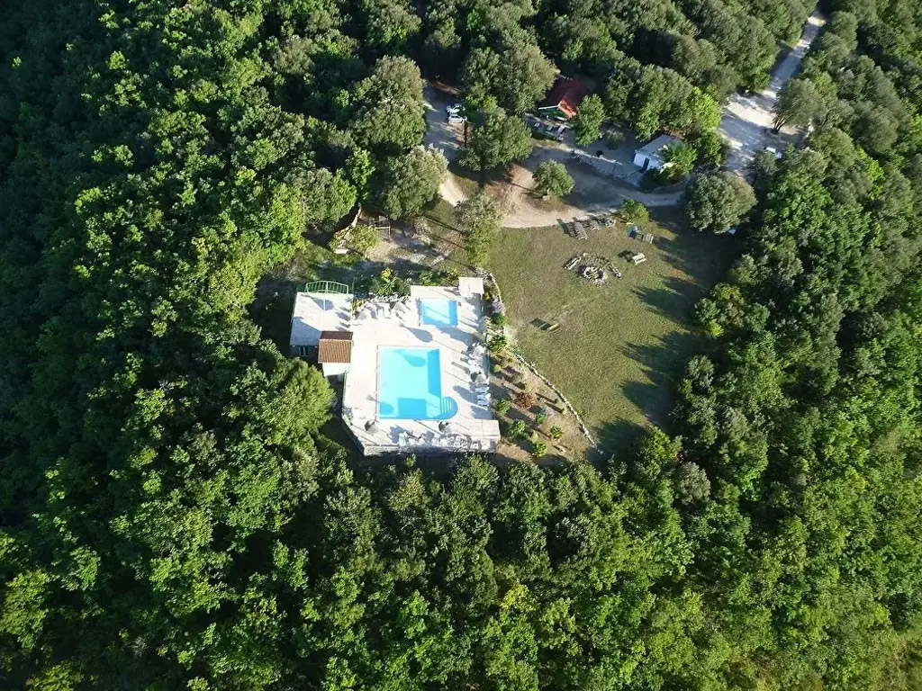 Werden Sie an einem Massagekurs auf diesem französischen FKK-Campingplatz teilnehmen?