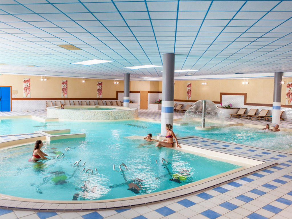 Yelloh! Village Camping Les Tournels 3