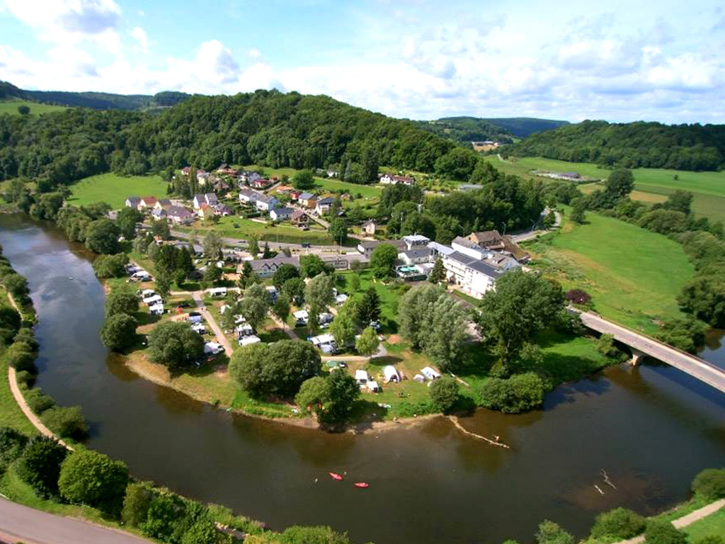 Mini-Campingplatz mit Glamping-Unterkünften