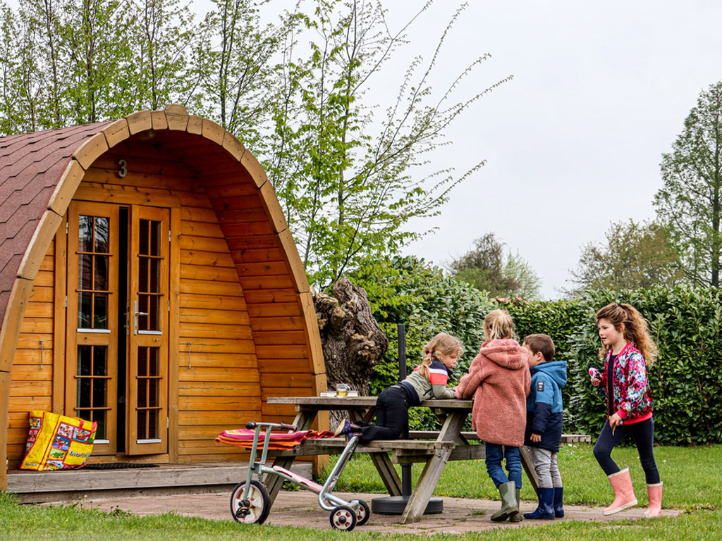 Camping in schönen Unterkünften