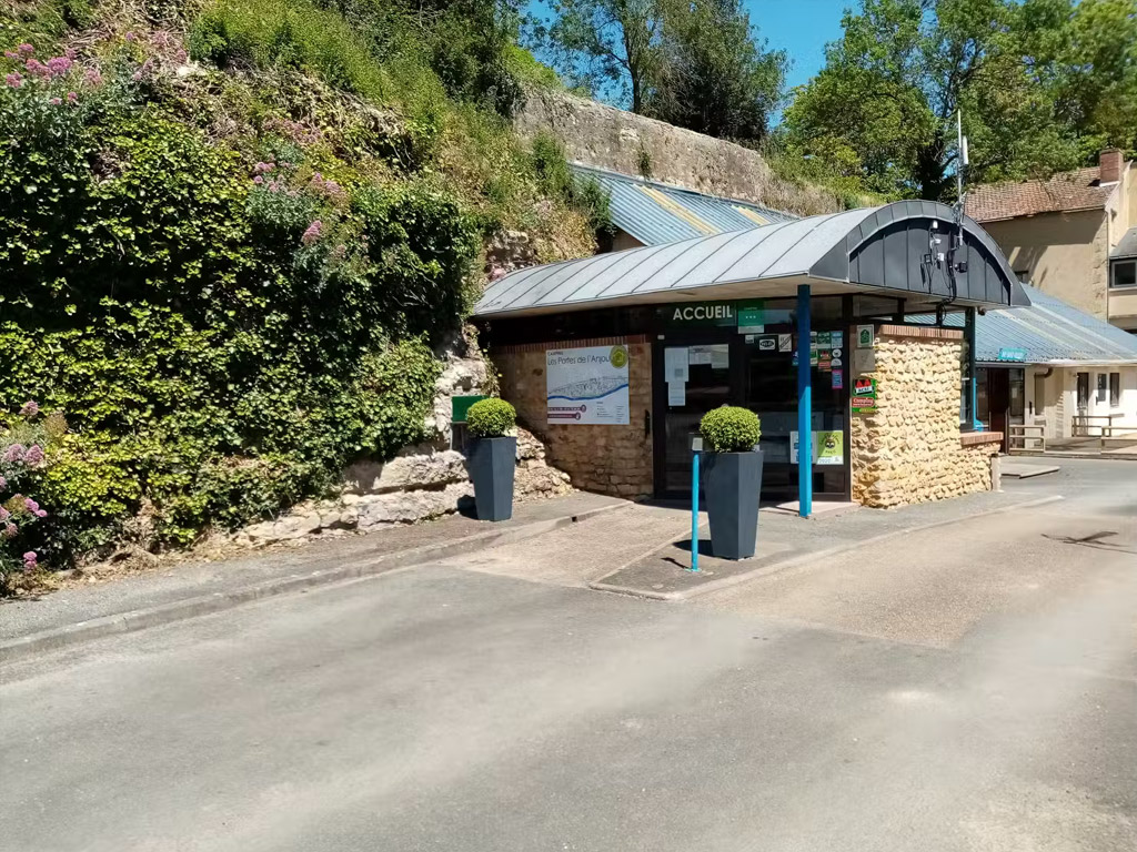 Camping Les Portes L Anjou 4