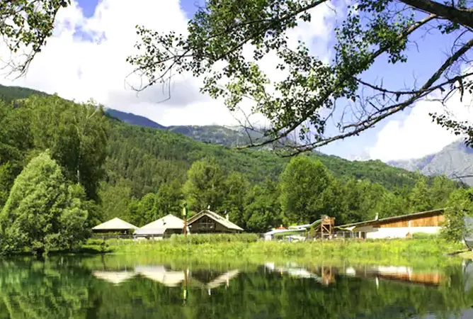 15 Schöne Campingplätze in den französischen Alpen